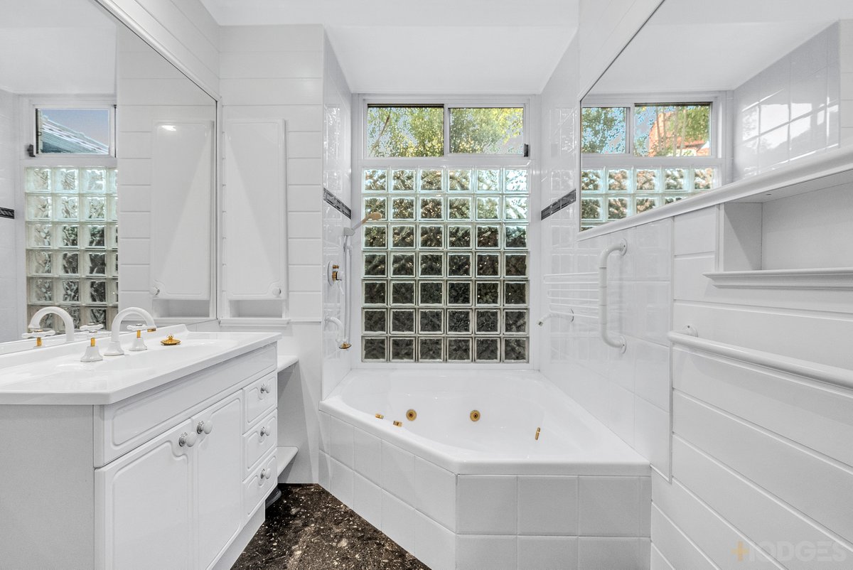 2 Chelsea Street Cheltenham - Residential for sale