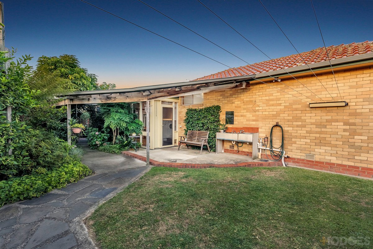 2 Chelsea Street Cheltenham - Residential for sale