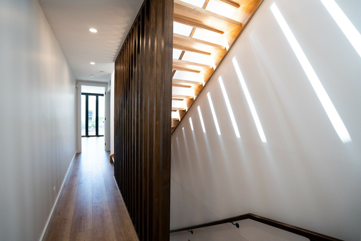 2 Clarendon Place SOUTH MELBOURNE - Residential for lease