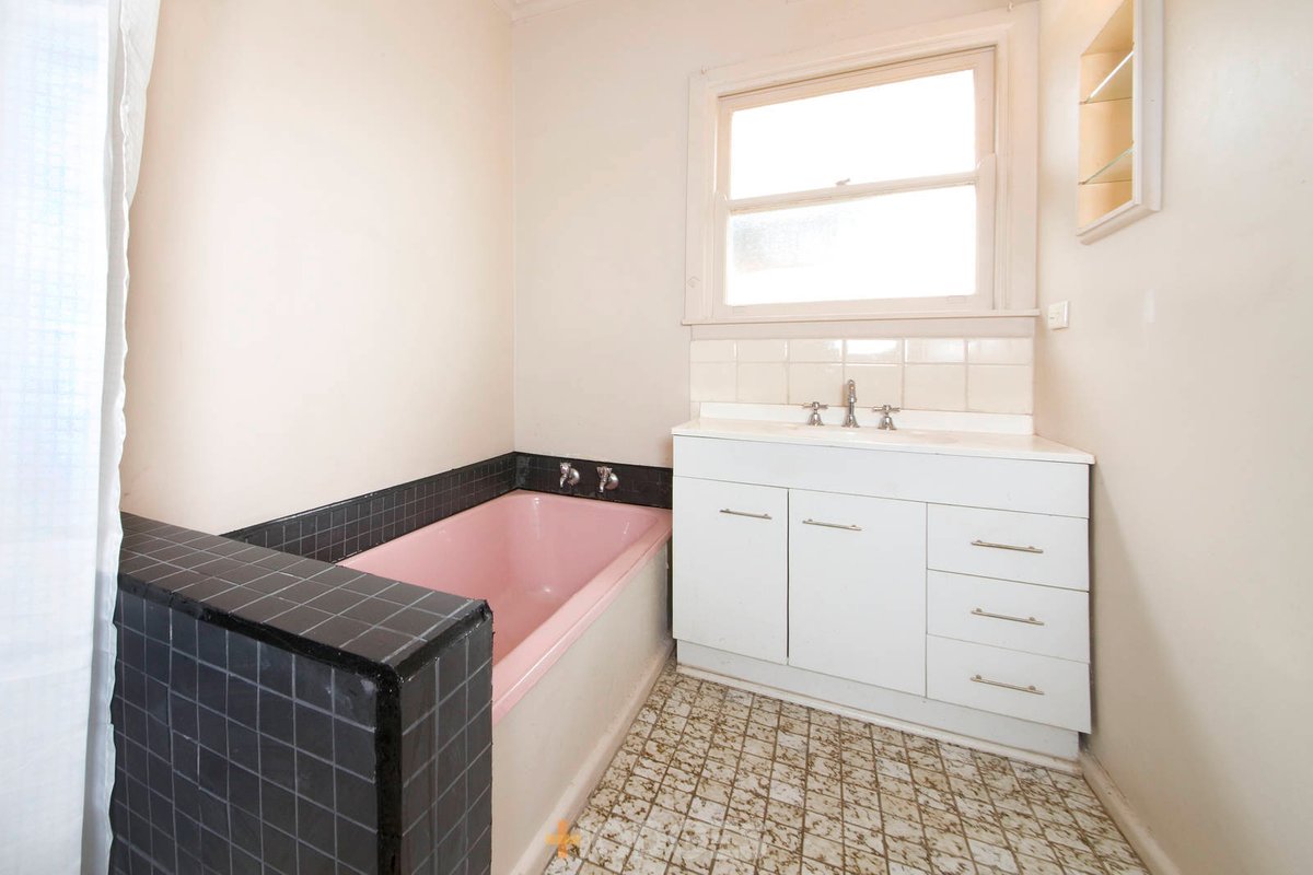 2 Darvall Court Cheltenham - Residential for sale
