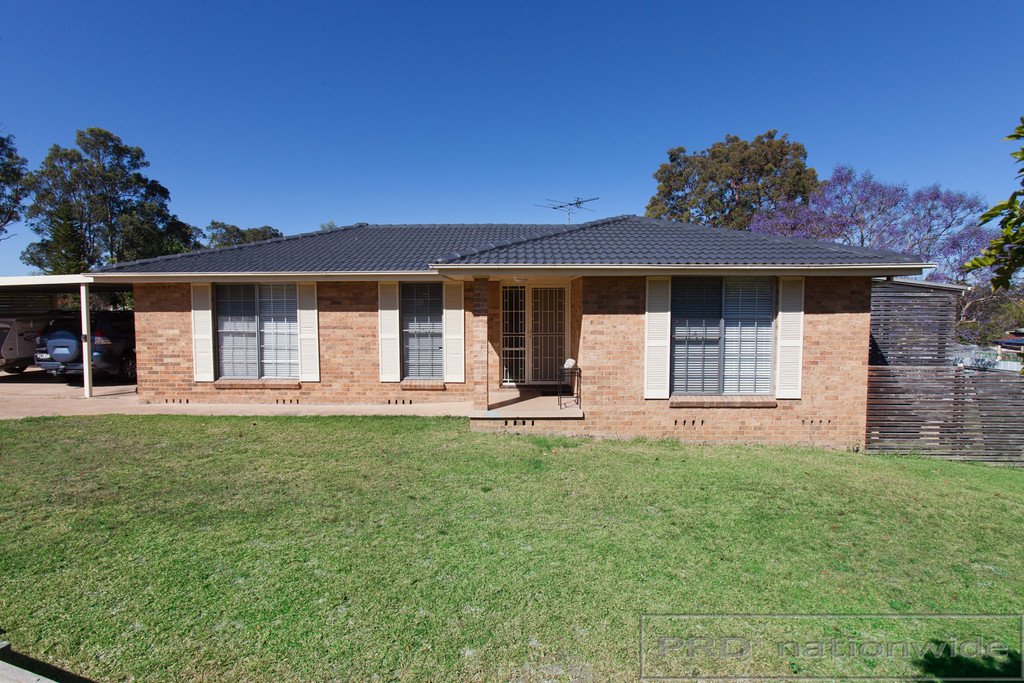 2 Gorton Close, METFORD NSW 2323