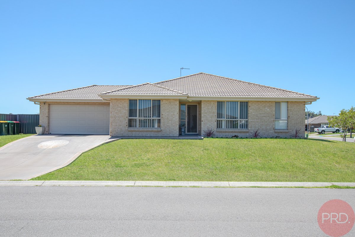 2 Hepburn Close, RUTHERFORD NSW 2320