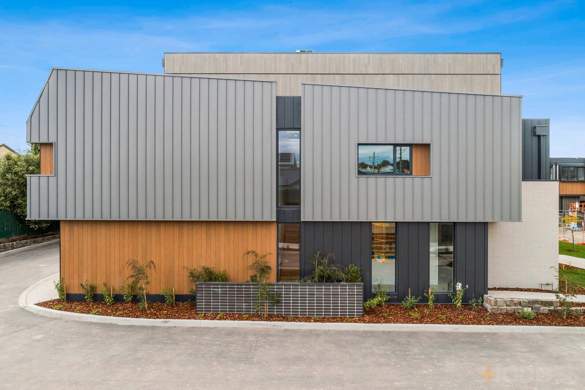 2 Metropol Lane Geelong West - Residential for sale