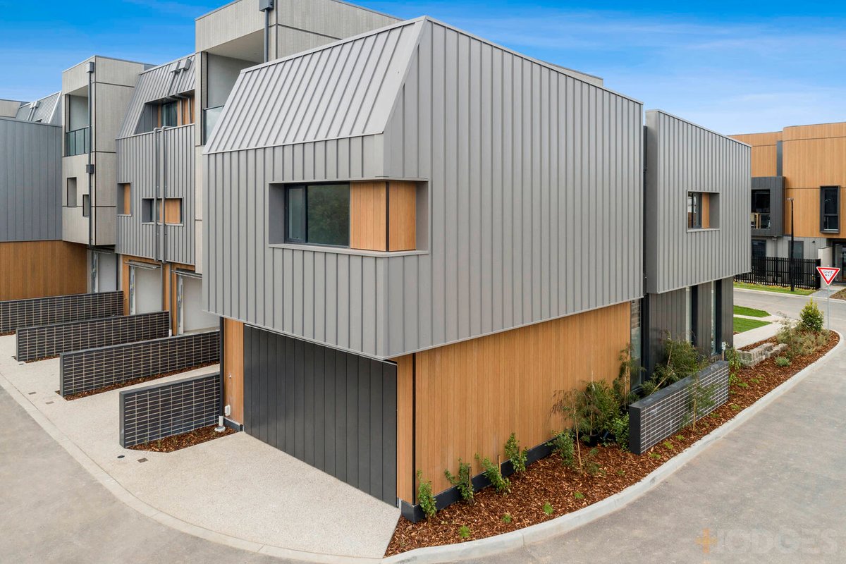 2 Metropol Lane Geelong West - Residential for sale