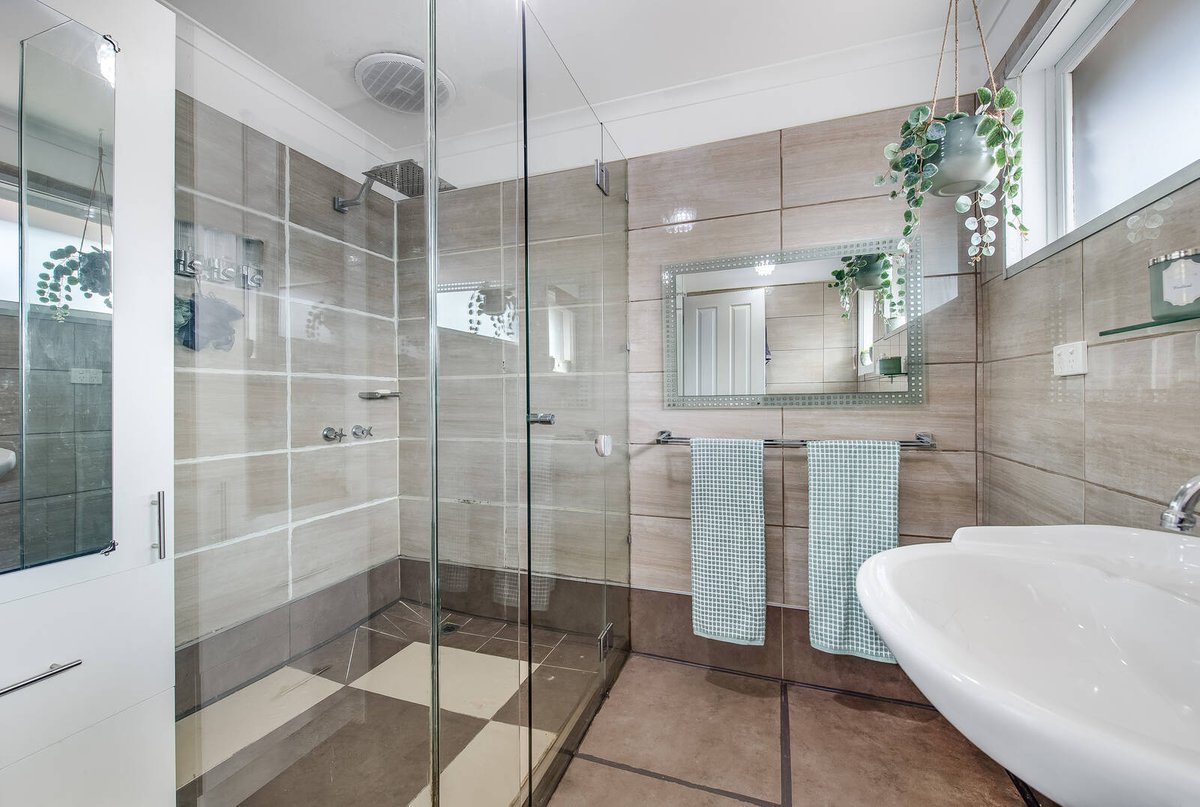 2 Pinaroo Court Wyndham Vale - Residential for sale