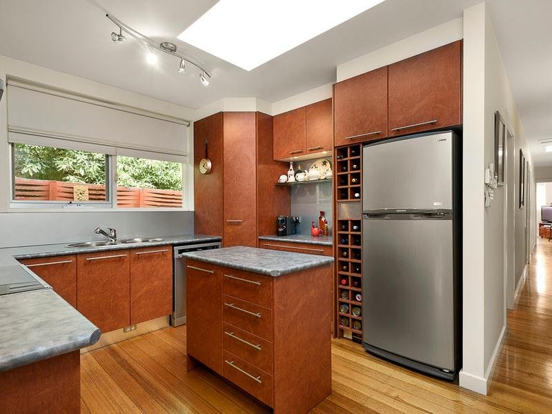 2 Sanicki Court BENTLEIGH EAST - Residential for sale