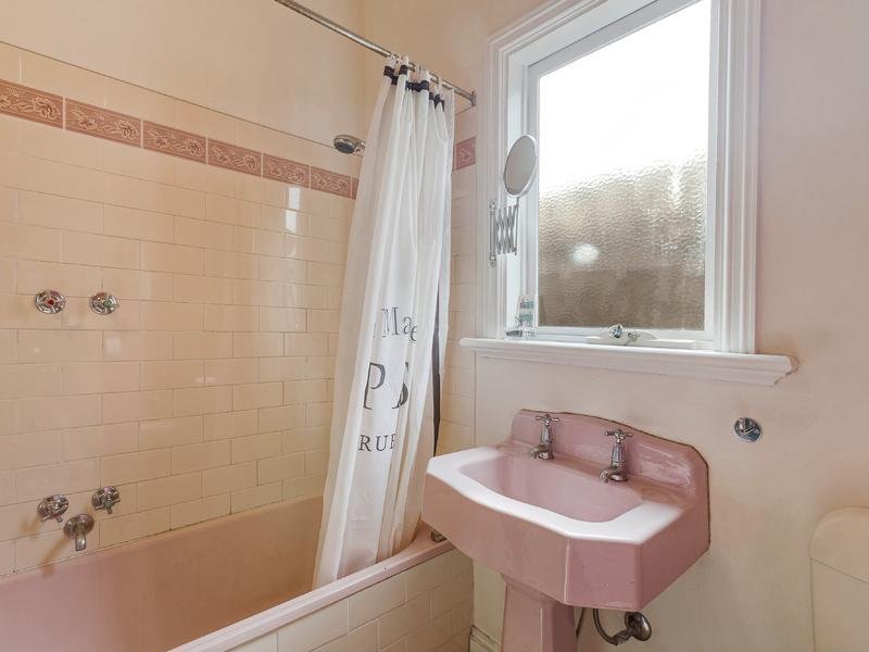 2 Seddon Street SEDDON - Residential for sale