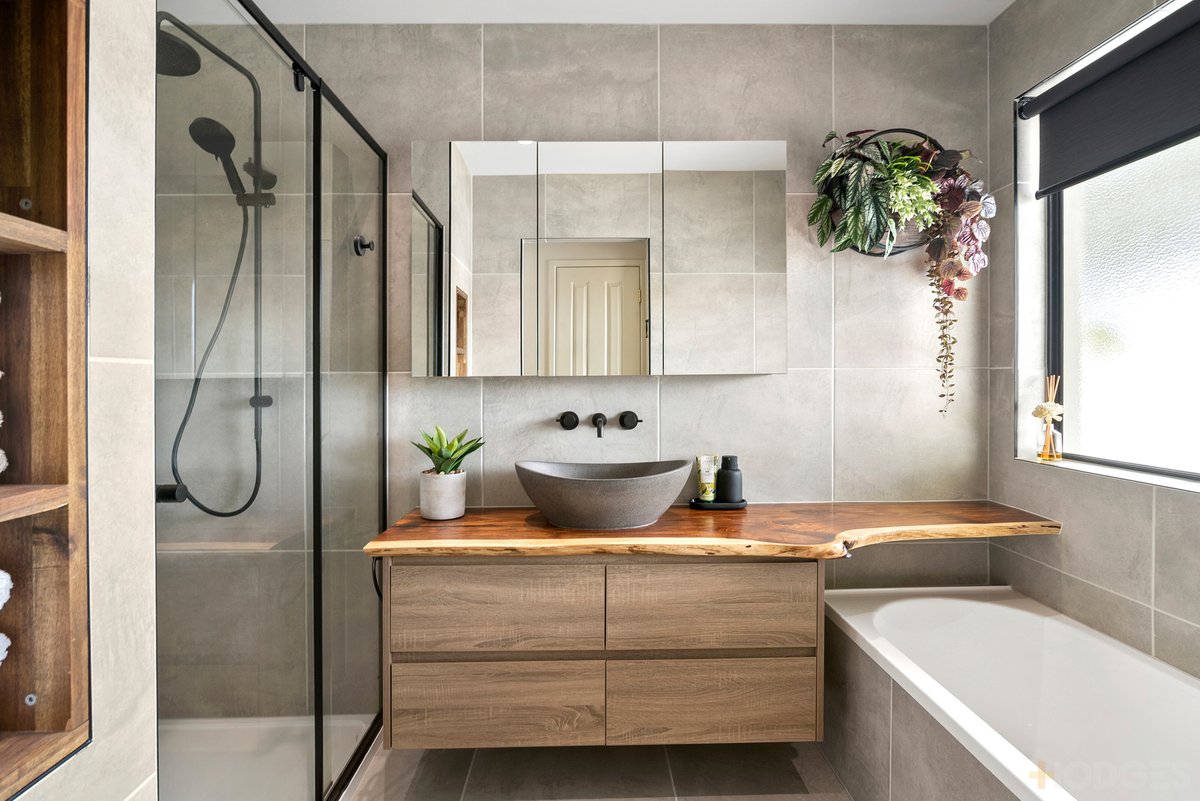 2 Silkwood Lane Craigieburn - Residential for sale