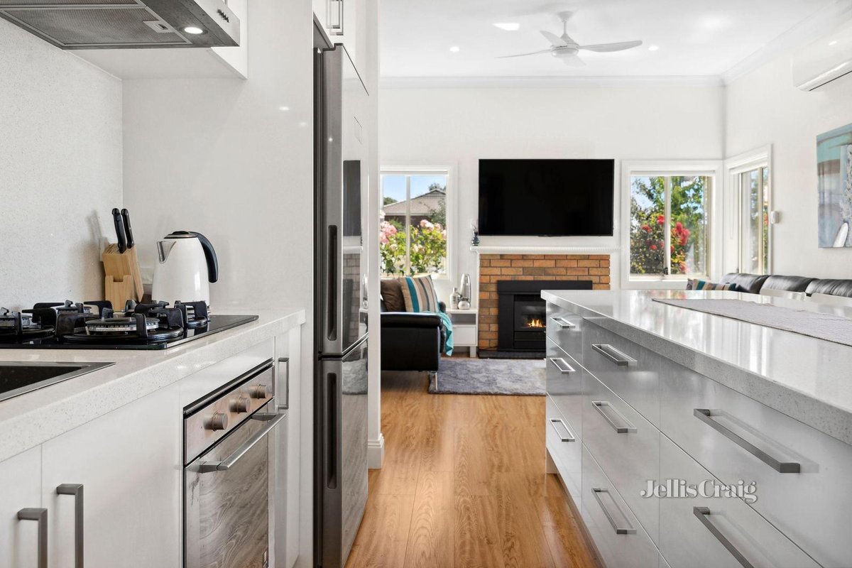 2 Stanbridge Street, Daylesford, VIC 3460 House for Sale