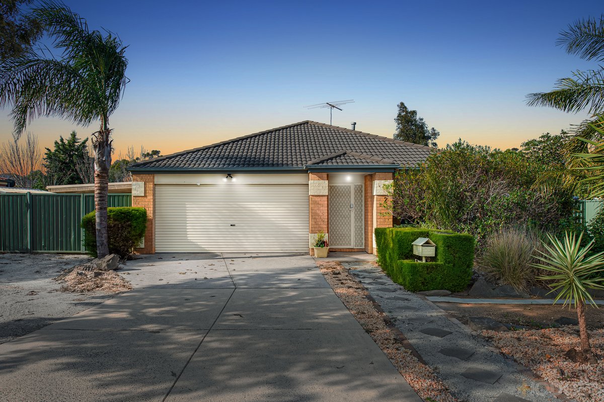 2 Stretton Place Wyndham Vale - Residential for sale