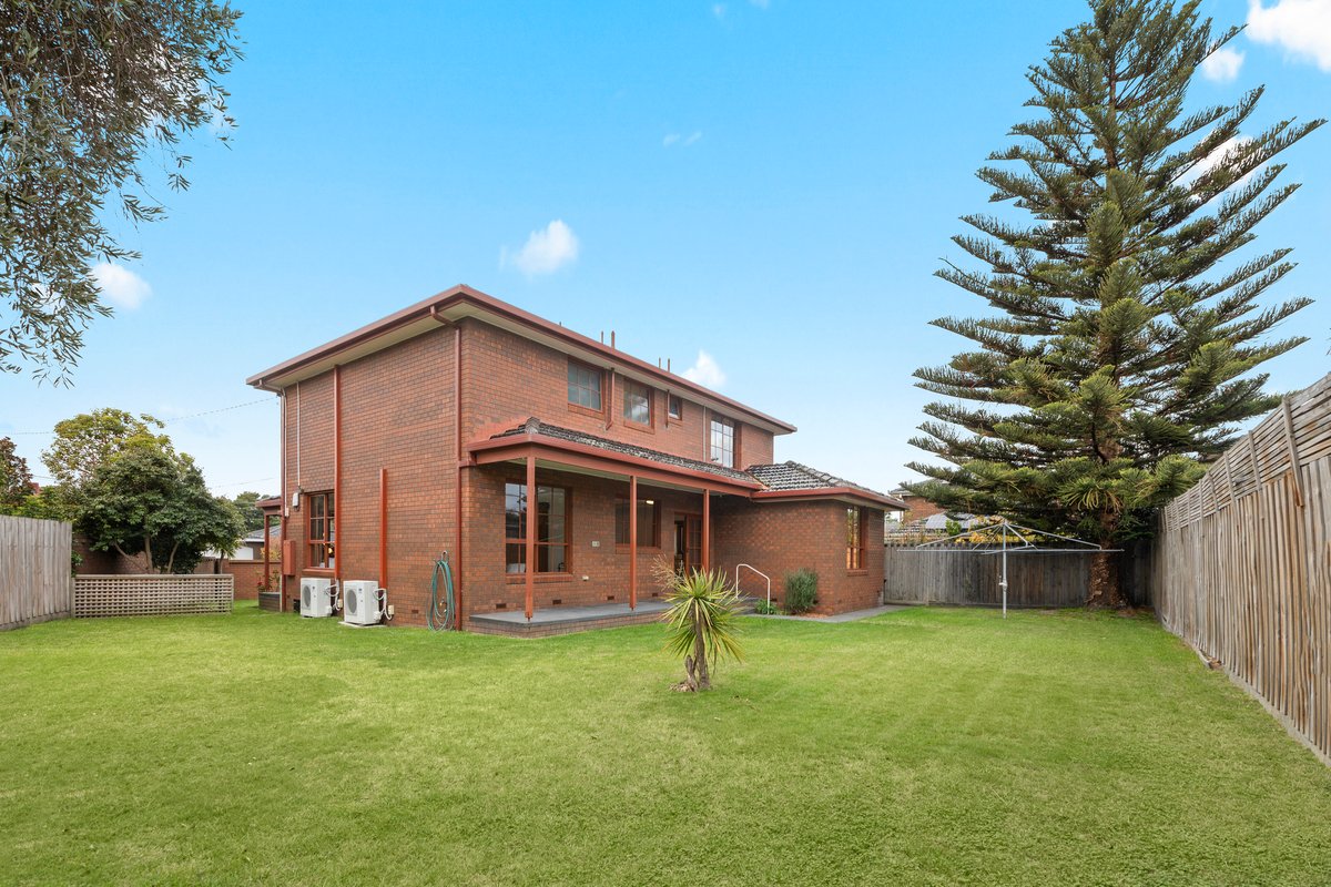 2 Todd Court Mentone - Residential for sale