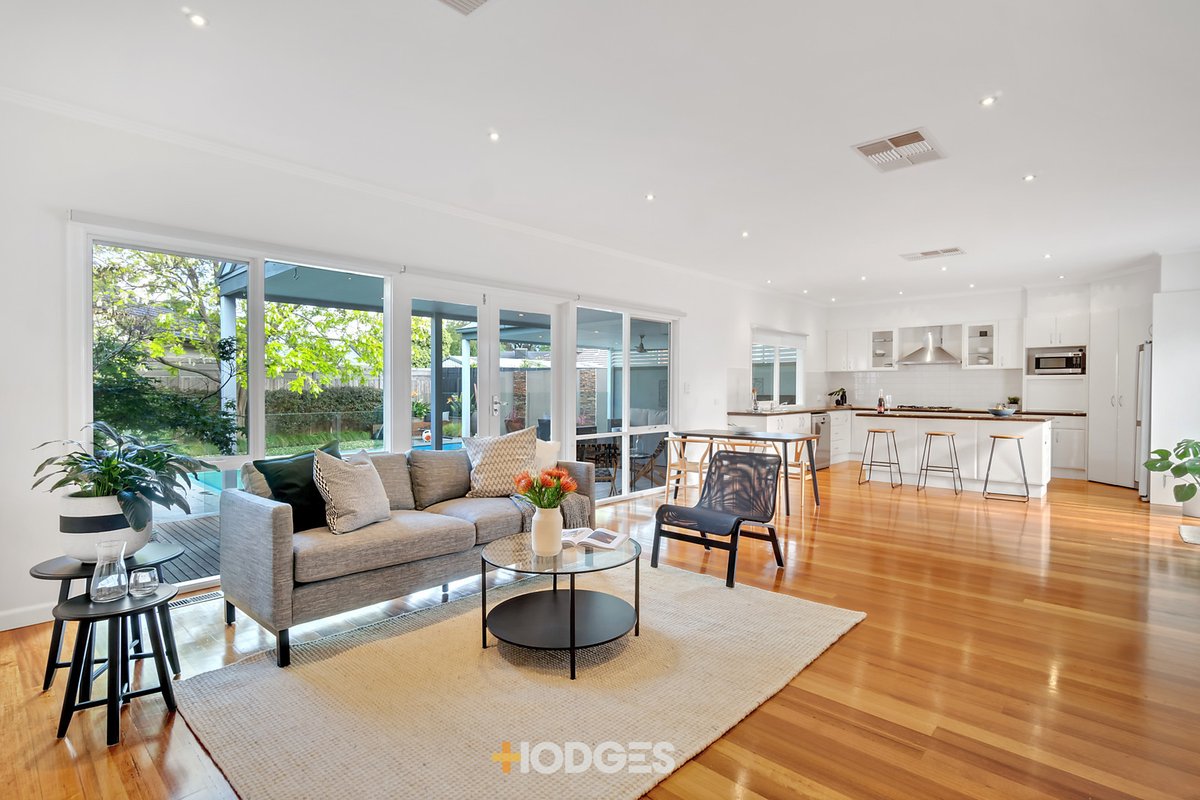 2 Waratah  Avenue Mordialloc - Residential for sale