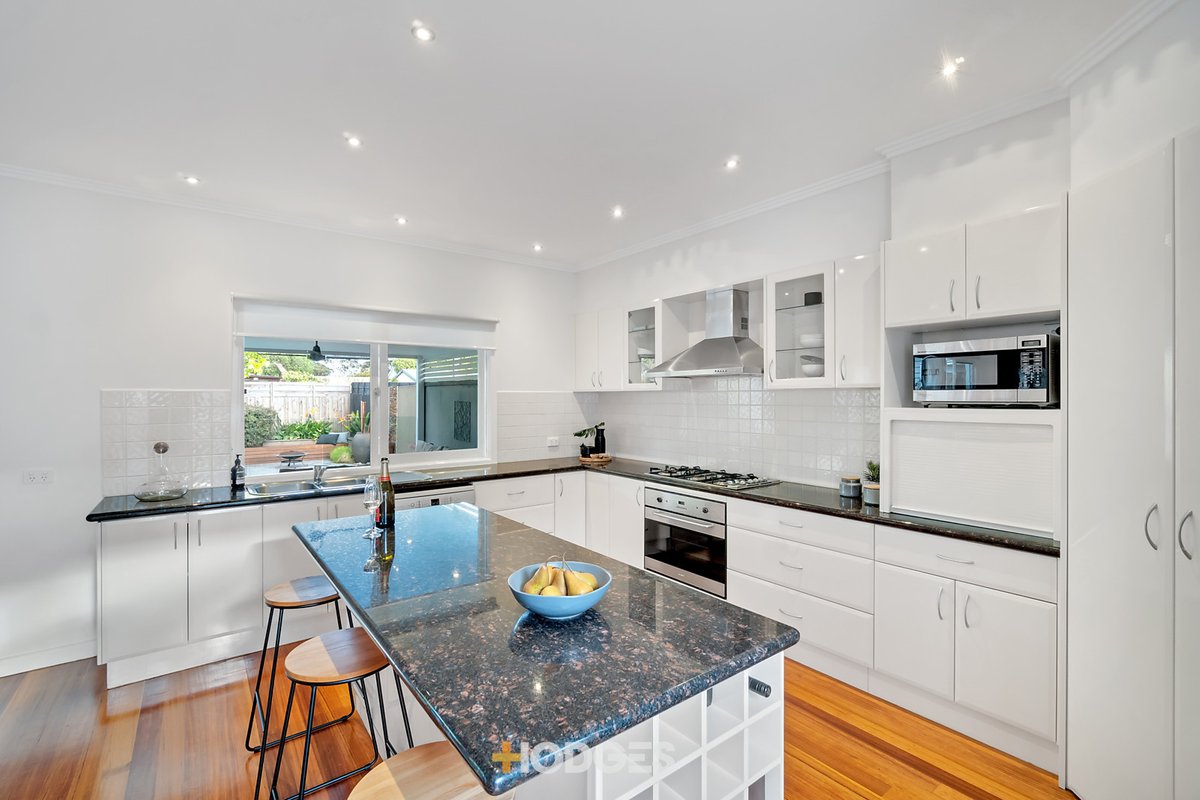 2 Waratah  Avenue Mordialloc - Residential for sale