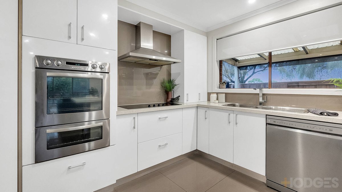 2 Wyndarra Crescent Dingley Village - Residential for sale