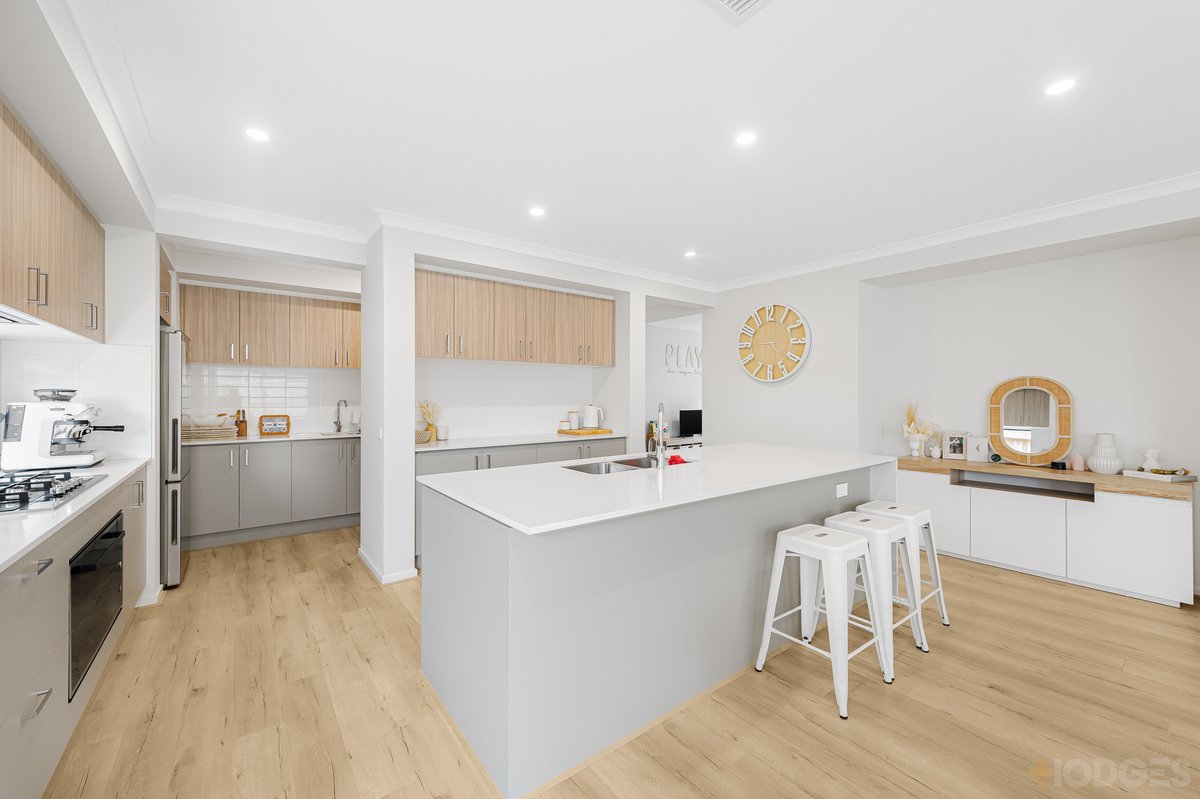 20 Corandirk Street Mambourin - Residential for sale