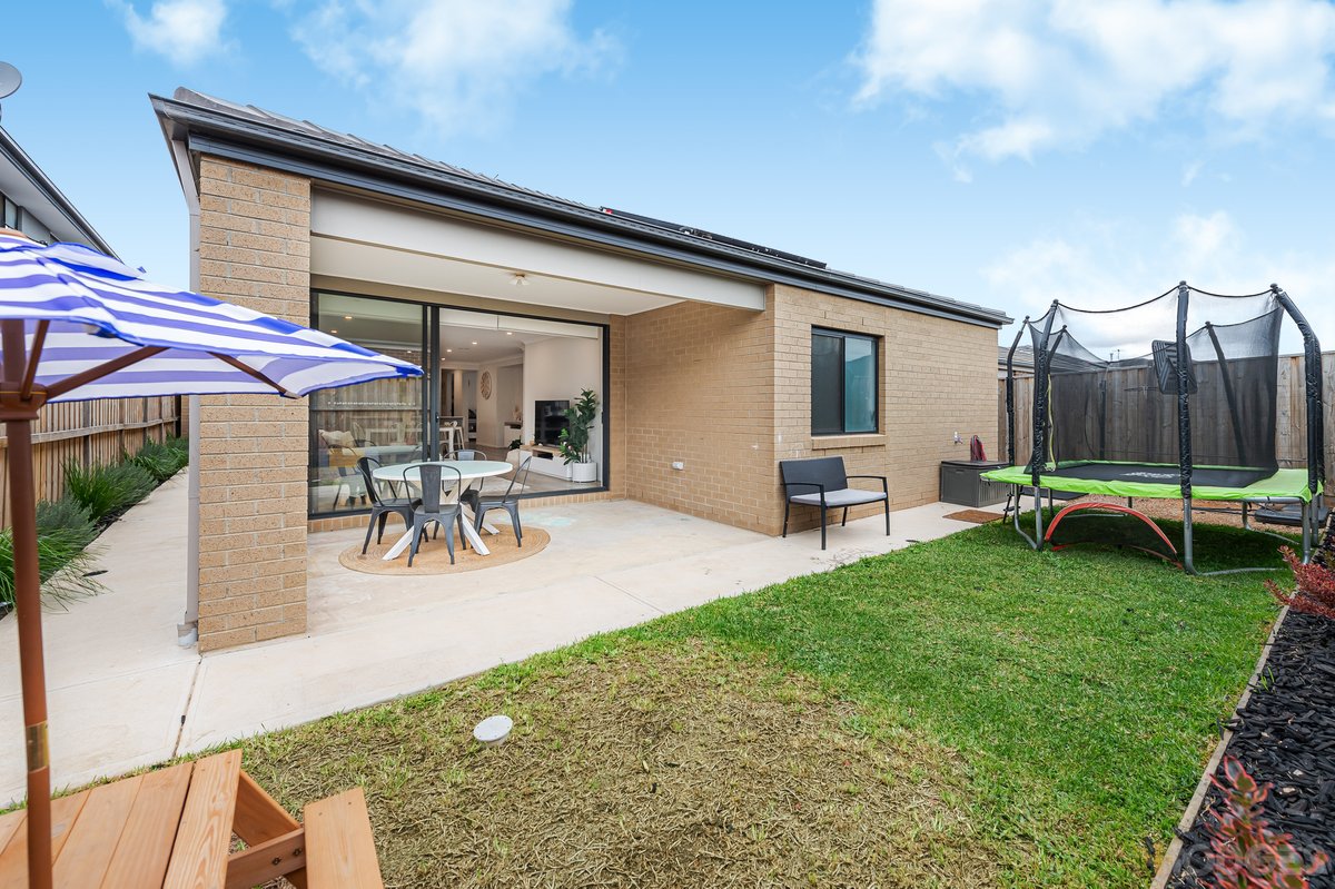 20 Corandirk Street Mambourin - Residential for sale