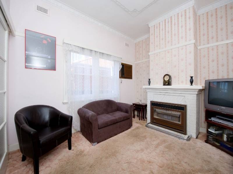 20 Dickens Street YARRAVILLE - Residential for sale