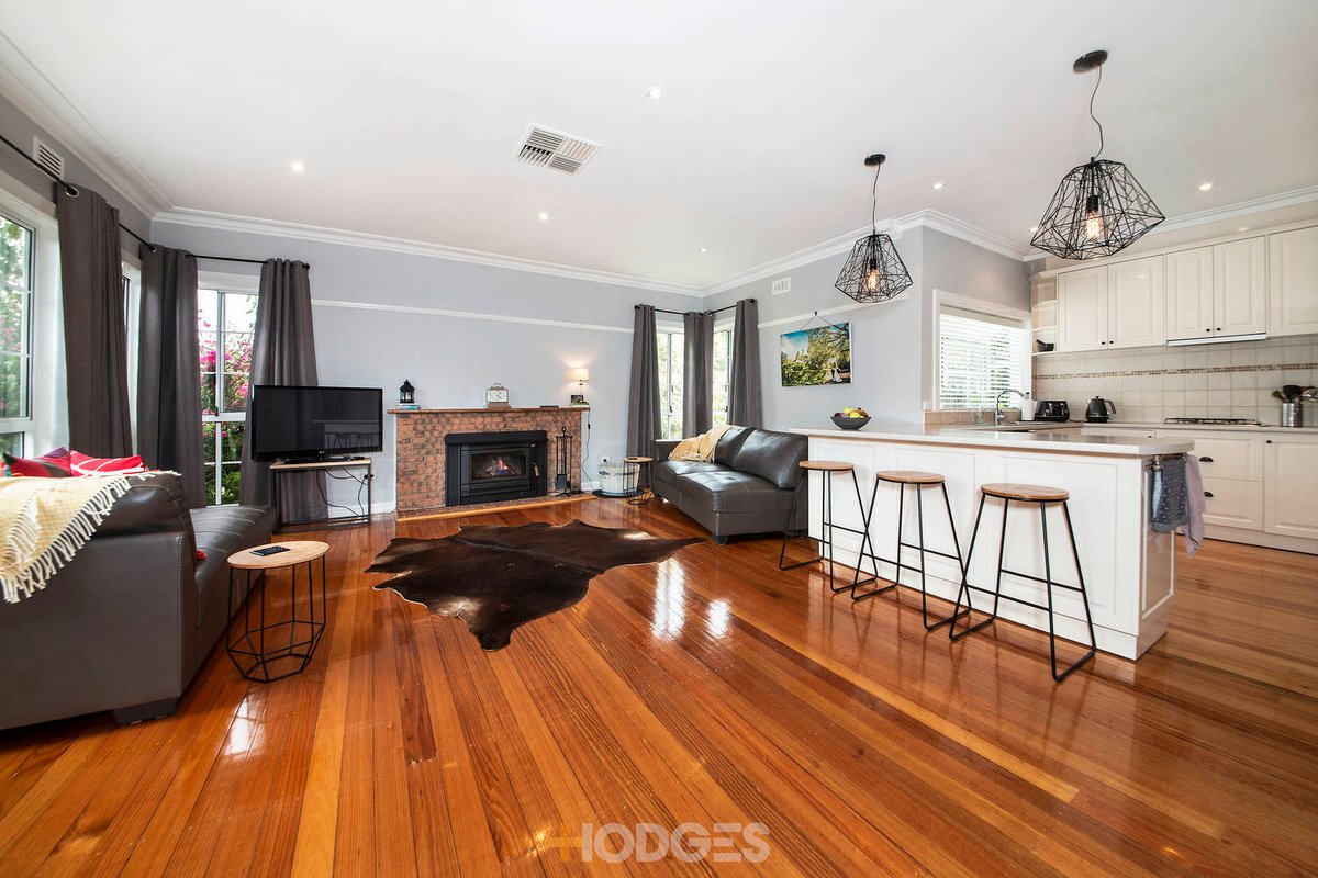 20 Erskine Avenue Cheltenham - Residential for sale