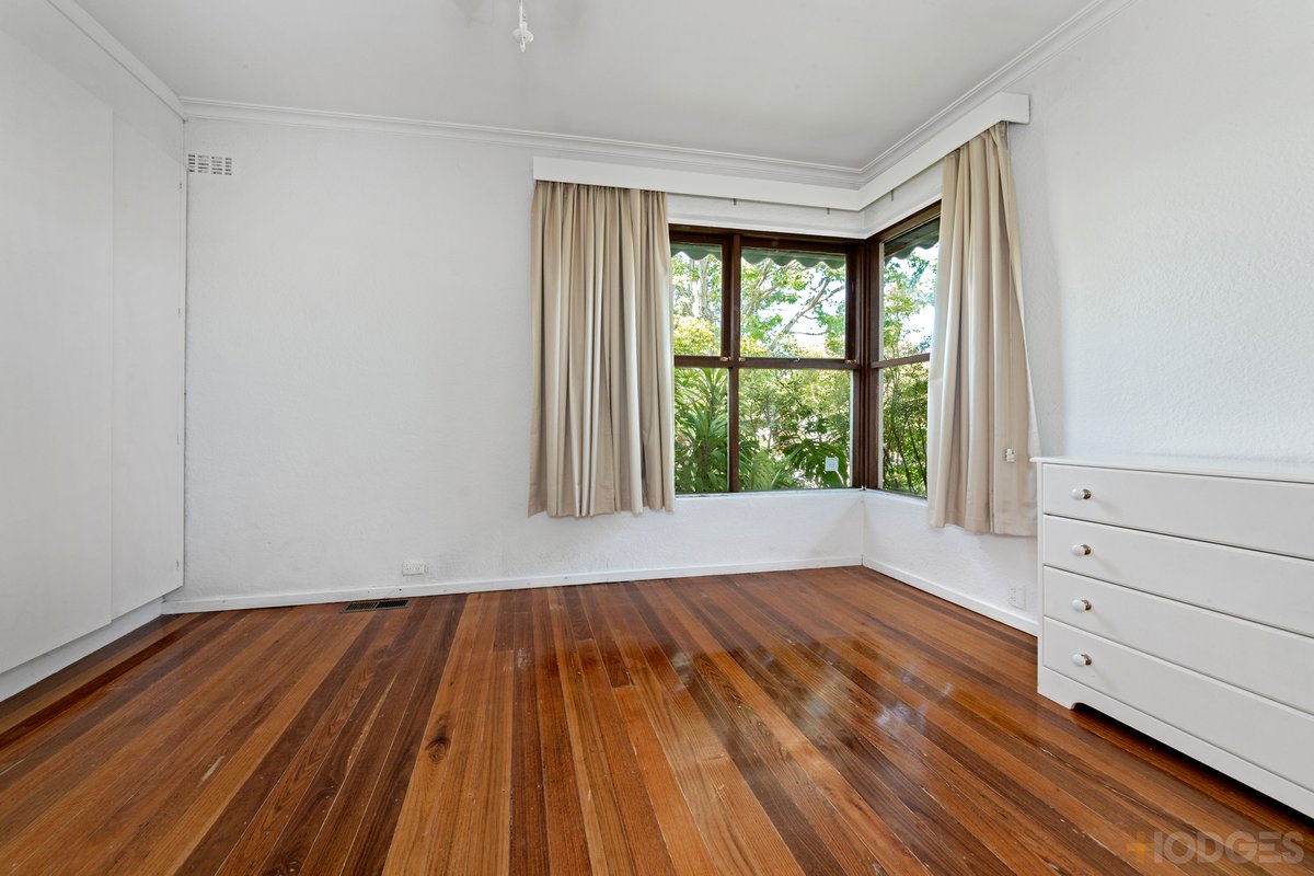 20 Raymond Court Brighton East - Residential for sale