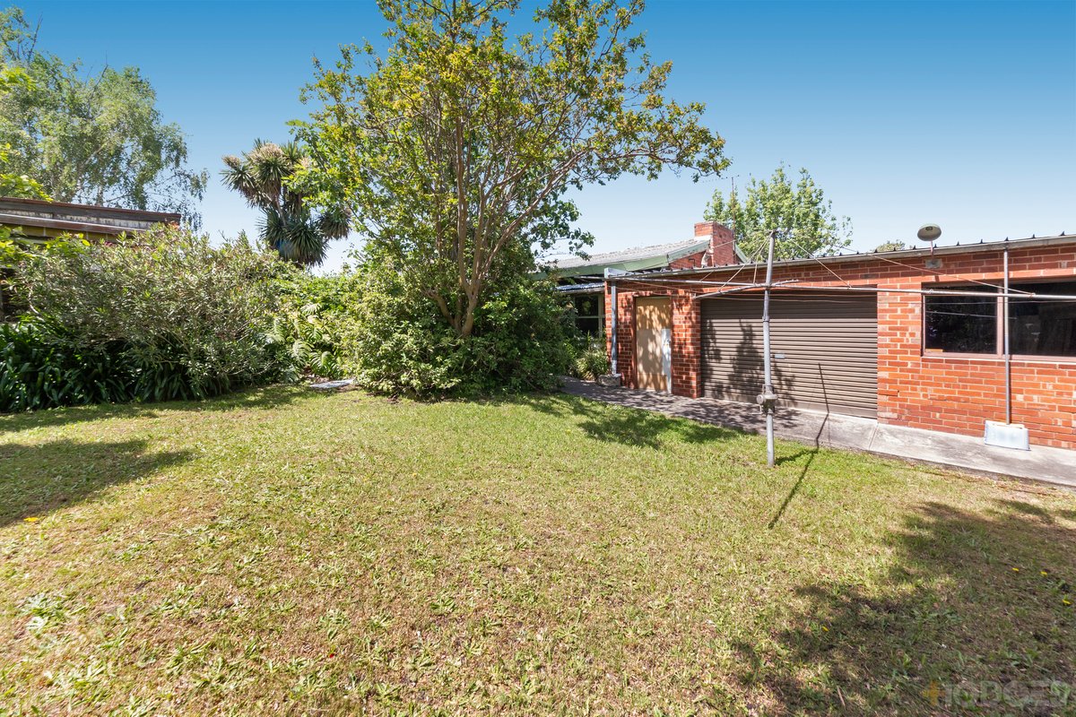 20 Raymond Court Brighton East - Residential for sale
