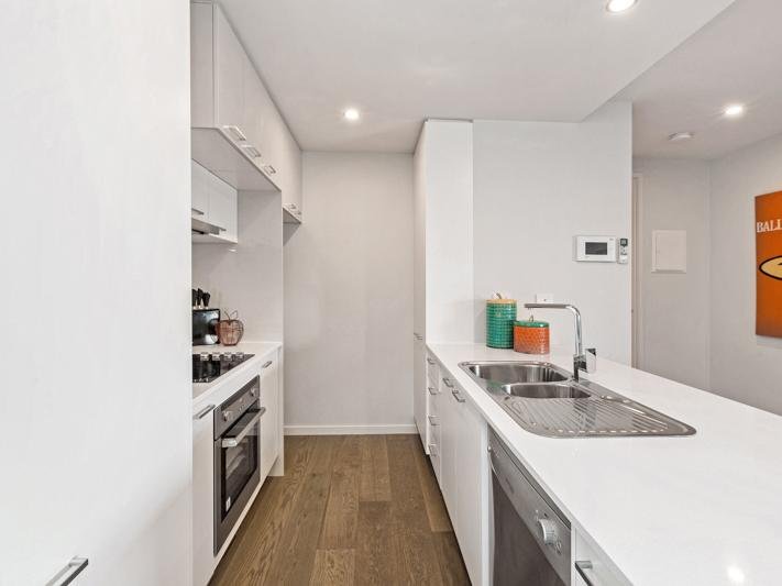 201 / 141 Stephen Street YARRAVILLE - Residential for sale