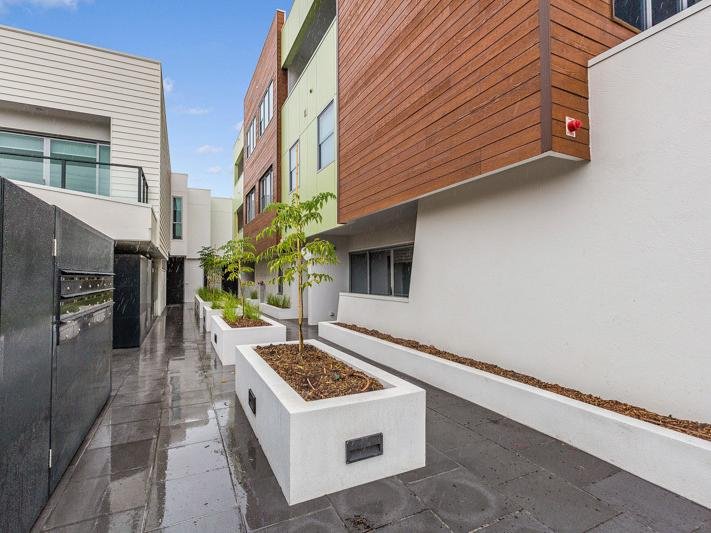201 / 141 Stephen Street YARRAVILLE - Residential for sale
