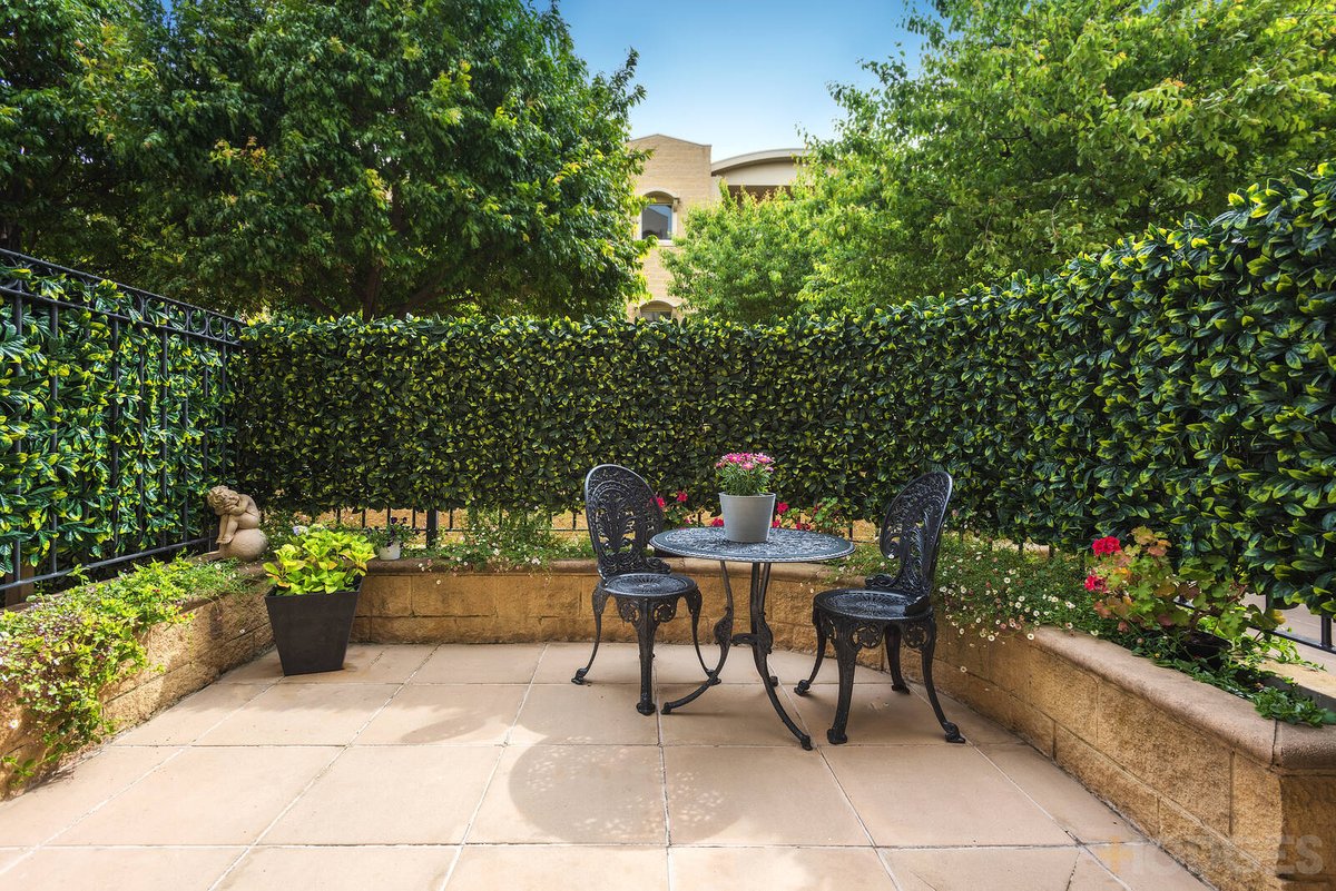 20 / 156 Beaconsfield Parade Albert Park - Residential for sale
