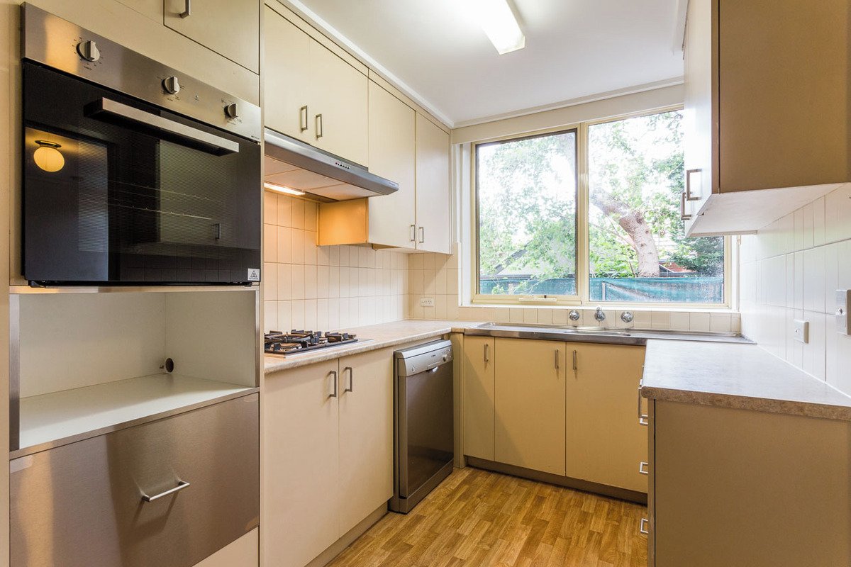 20 / 16 Kensington Road SOUTH YARRA - Residential for lease
