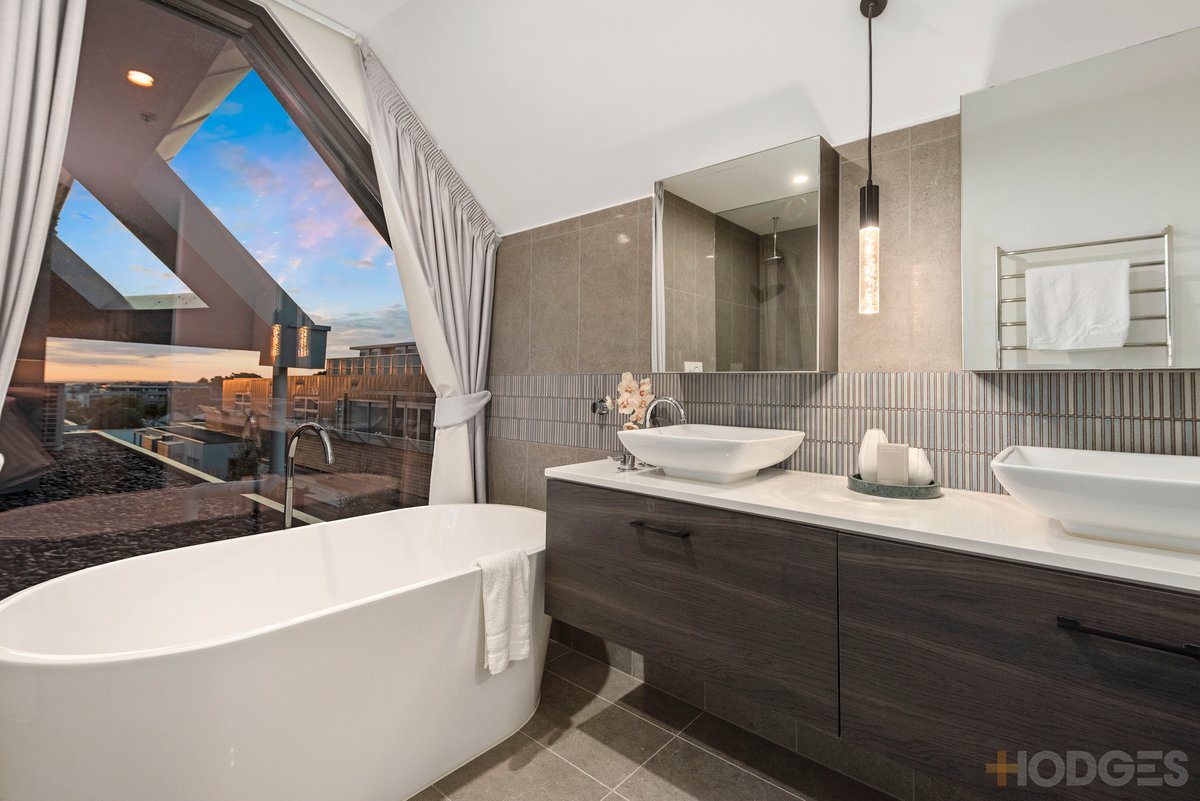 202 / 6 Fernhill Road Sandringham - Residential for sale
