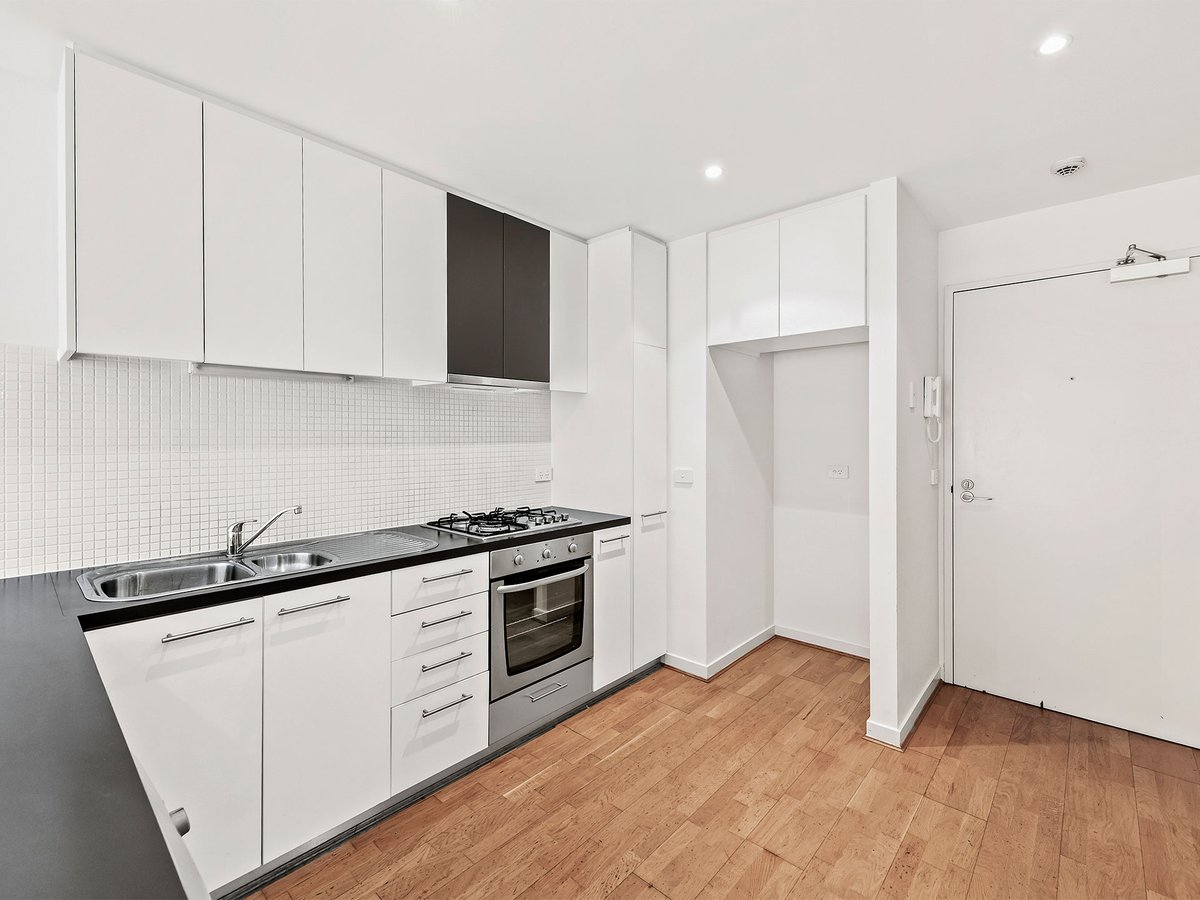 202 / 99 Nott Street PORT MELBOURNE - Residential for sale