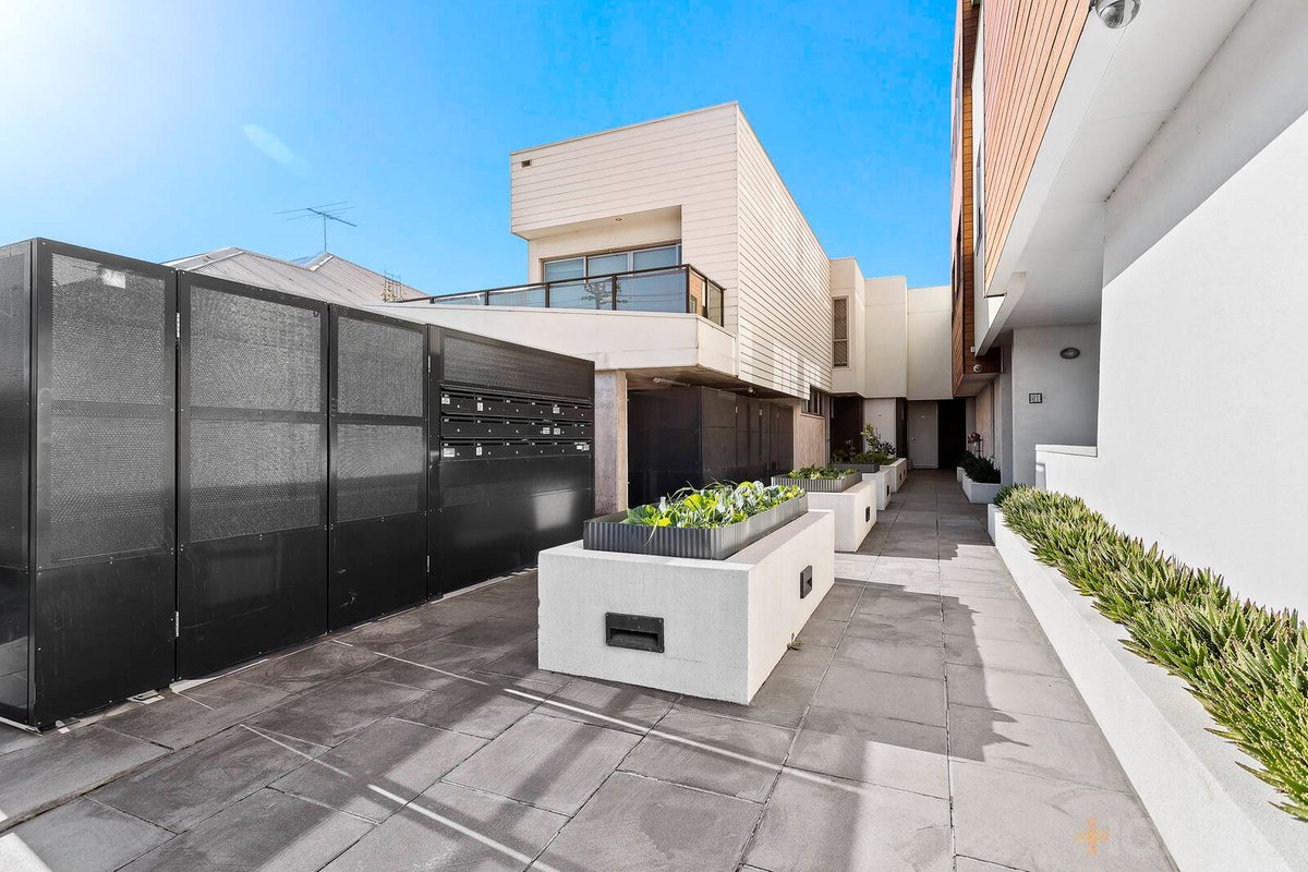 203 / 141 Stephen Street Yarraville - Residential for sale