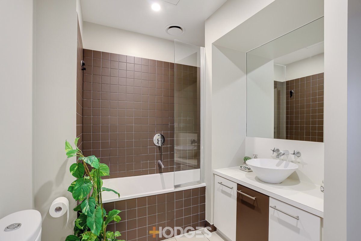 203 / 99 Nott Street Port Melbourne - Residential for sale