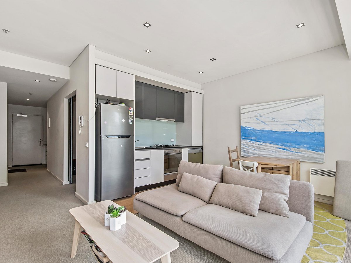 203A / 86 Bay Street PORT MELBOURNE - Residential for sale