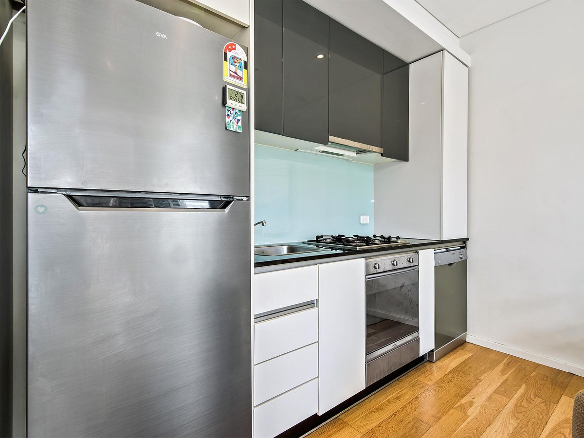 203A / 86 Bay Street PORT MELBOURNE - Residential for sale