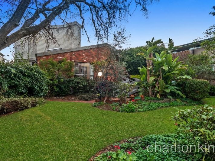 204 Esplanade BRIGHTON - Residential for sale