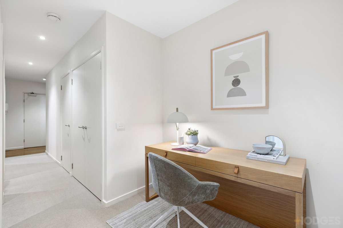 204 / 12-14 Bay Road Sandringham - Residential for lease