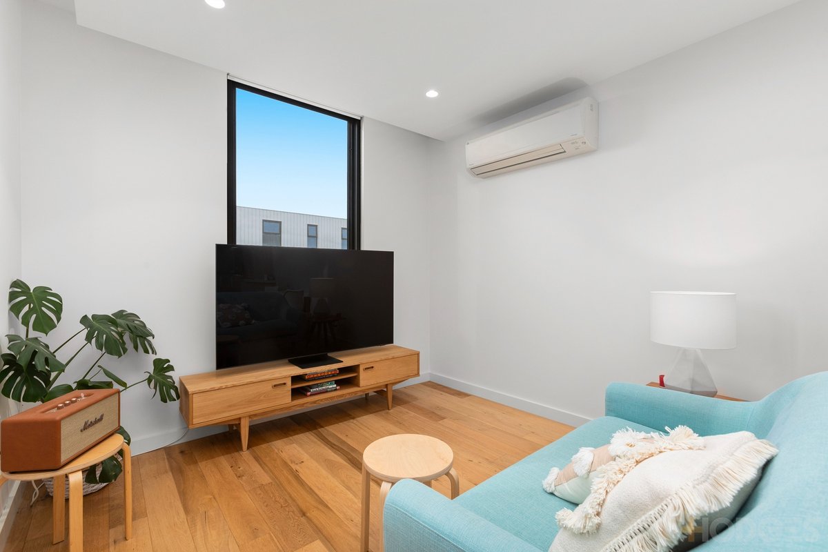 204 / 437 Bay Street Brighton - Residential for sale