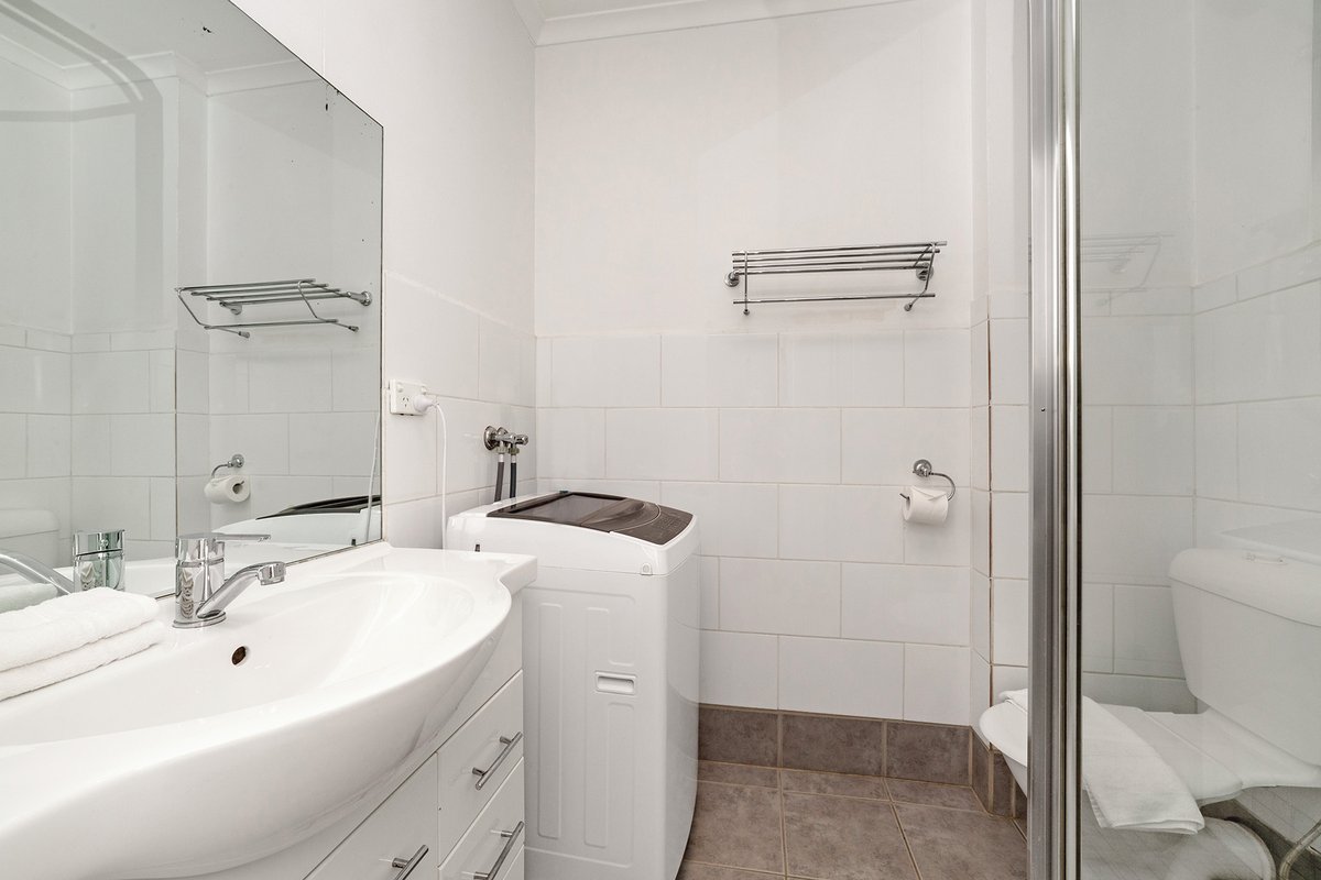 204 / 500 Flinders Street Melbourne - Residential for lease
