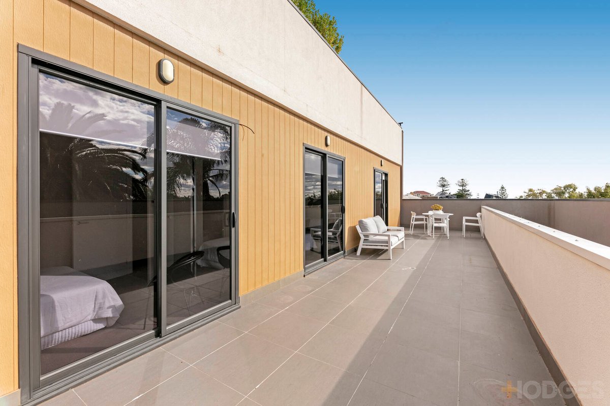 206 / 15 Small Street Hampton - Residential for sale