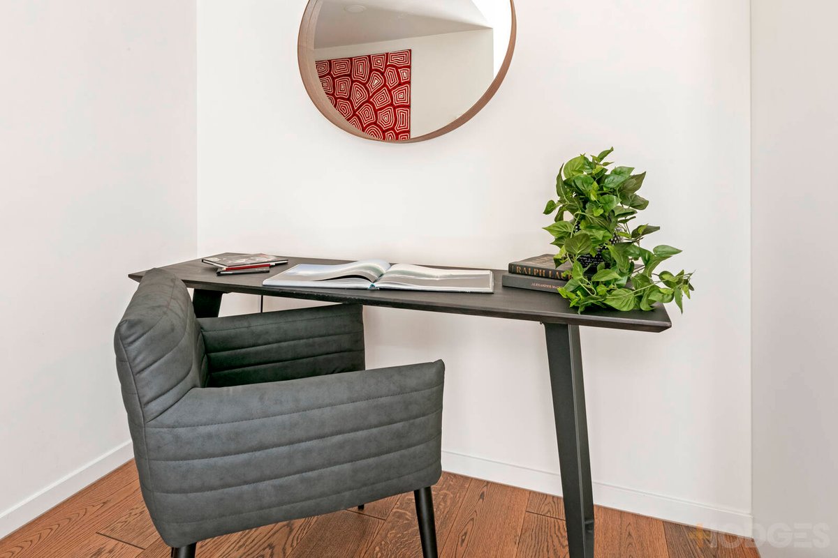 206 / 15 Small Street Hampton - Residential for sale