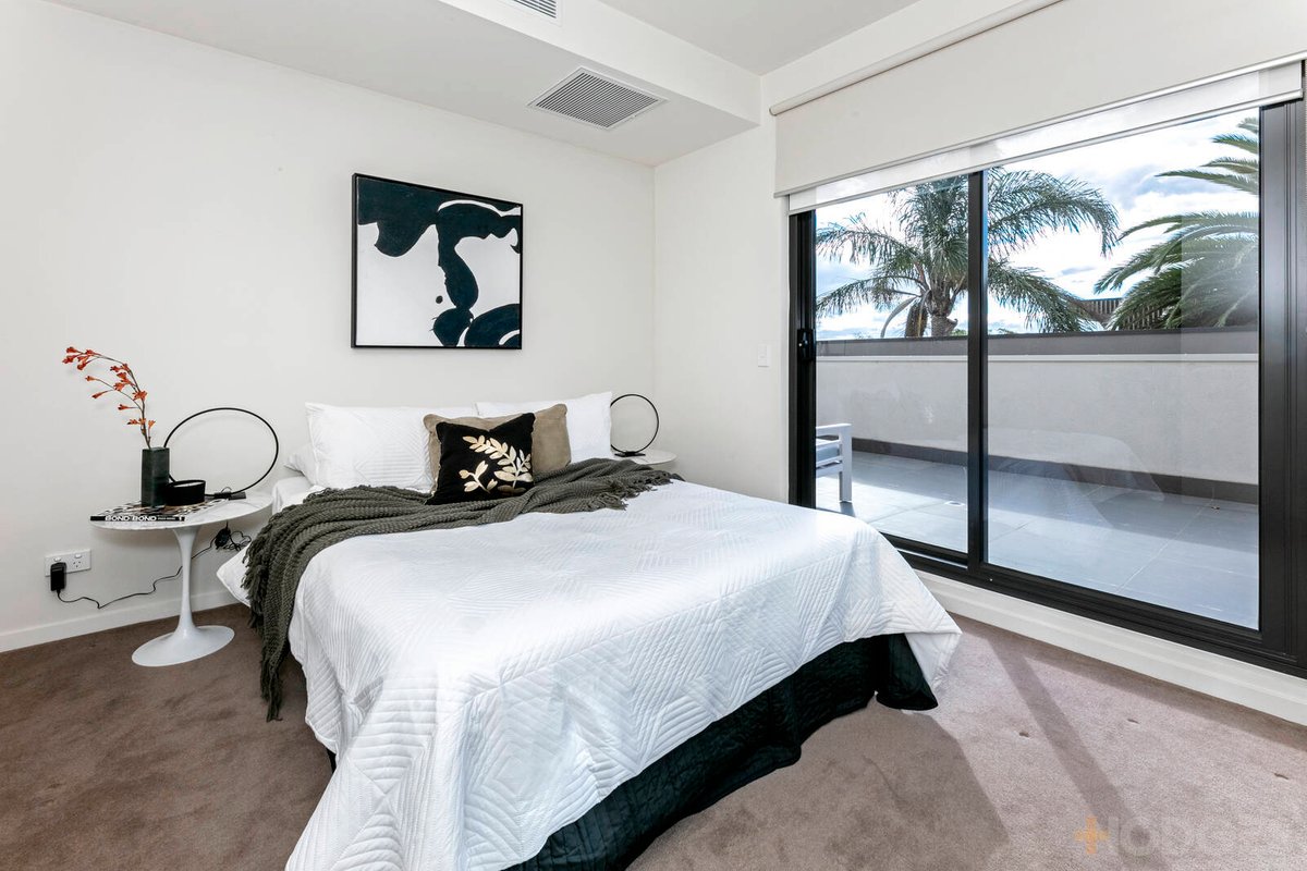 206 / 15 Small Street Hampton - Residential for sale