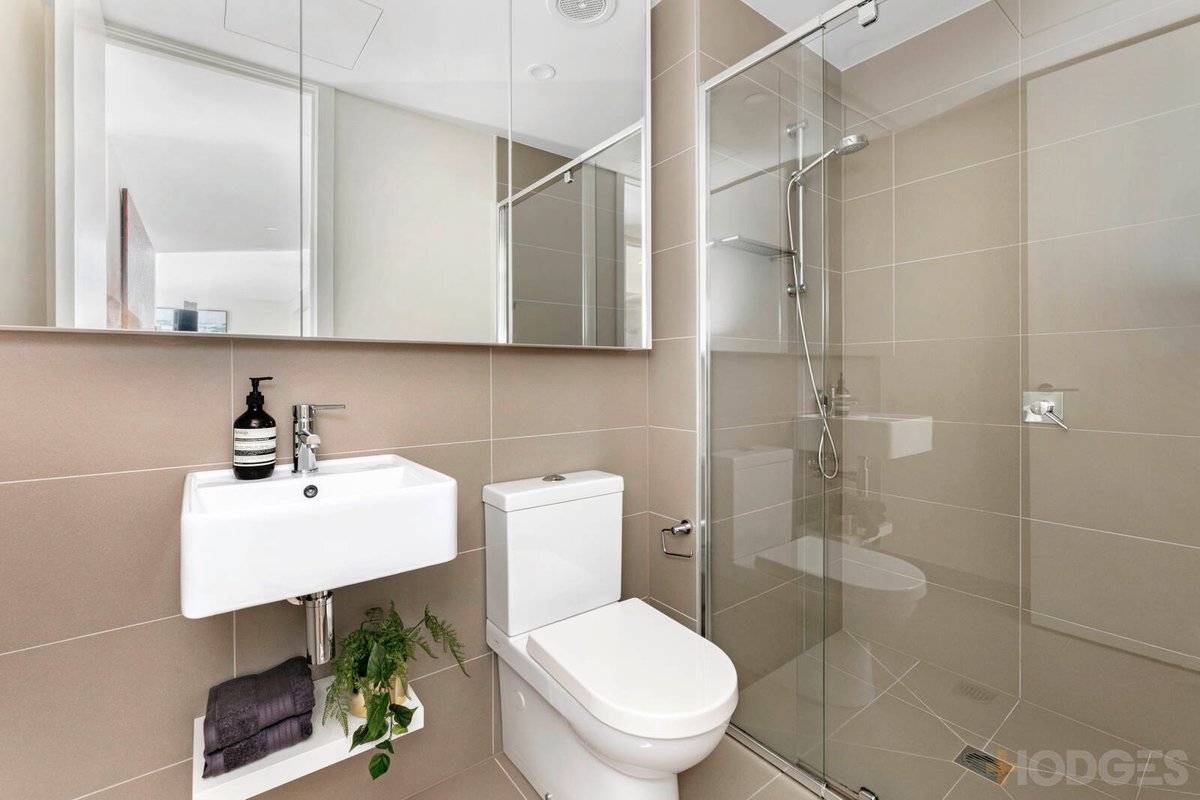 206 / 15 Small Street Hampton - Residential for sale