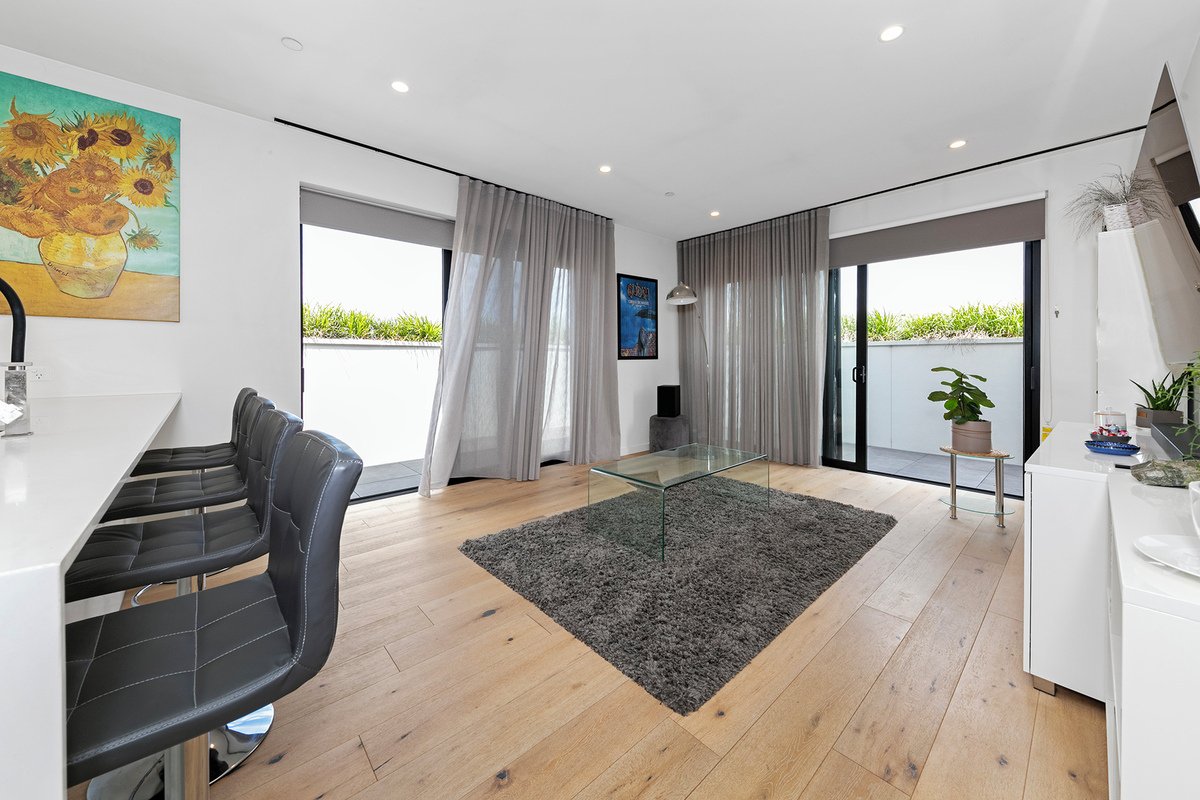 206 / 18 Hamilton Street Bentleigh - Residential for lease