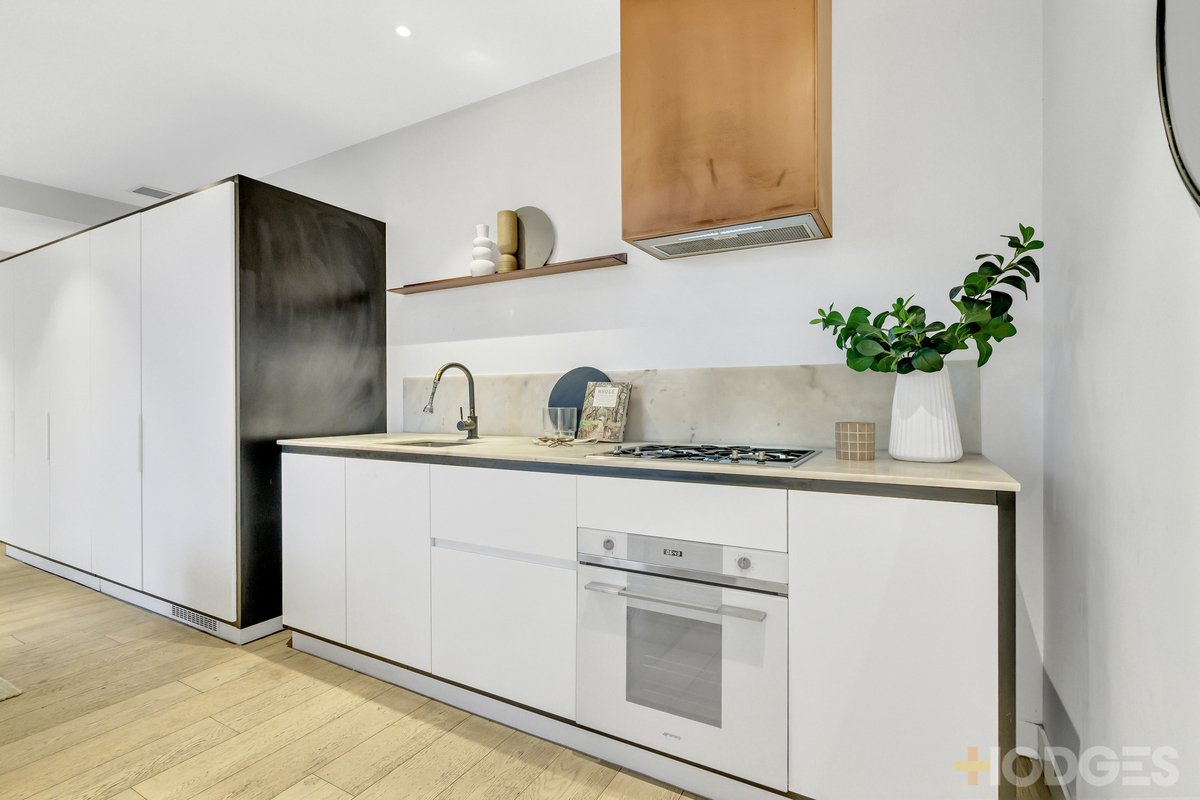 206 / 276 Neerim Road Carnegie - Residential for sale