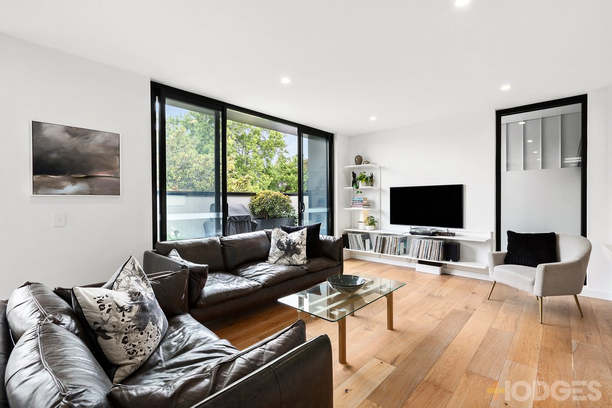 206 / 30 Munro Avenue Cheltenham - Residential for sale