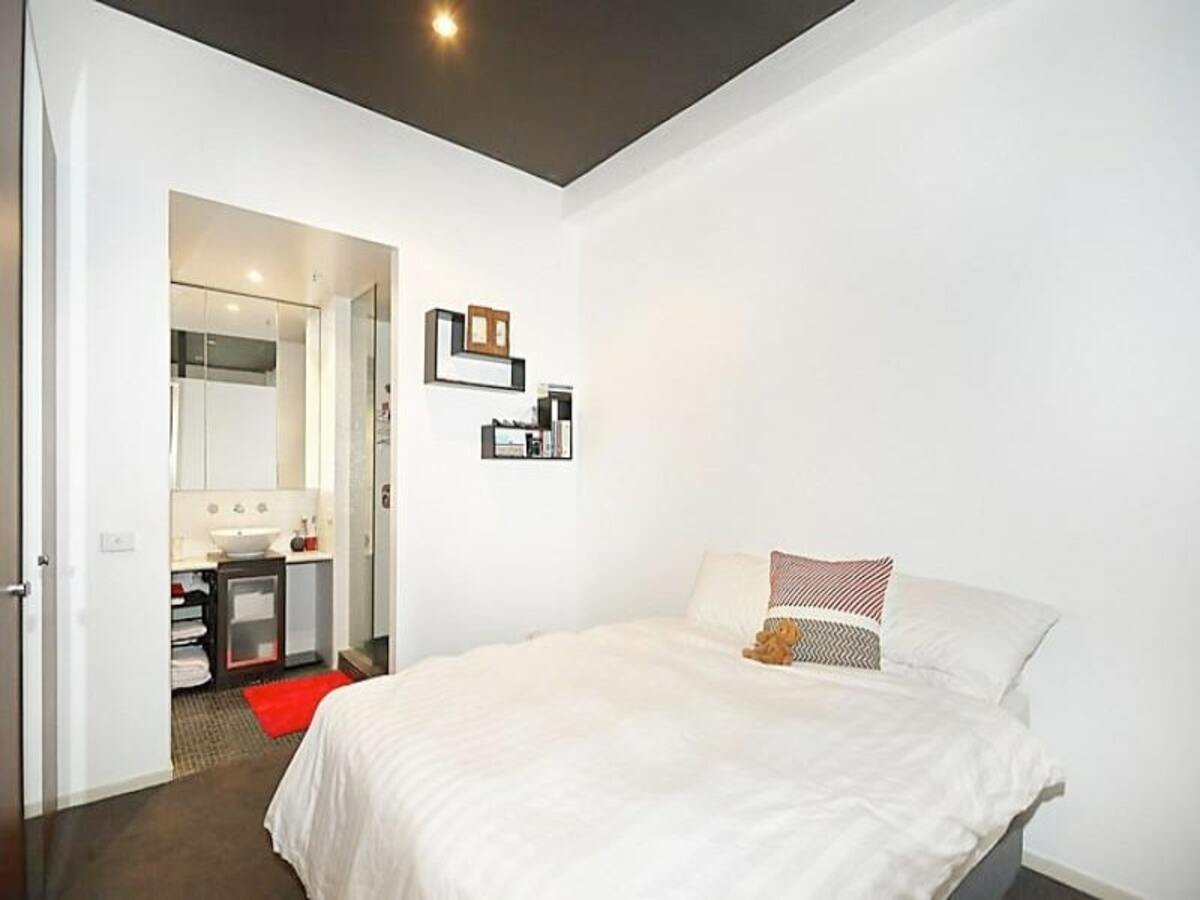 206 / 320 St Kilda Road MELBOURNE - Residential for lease