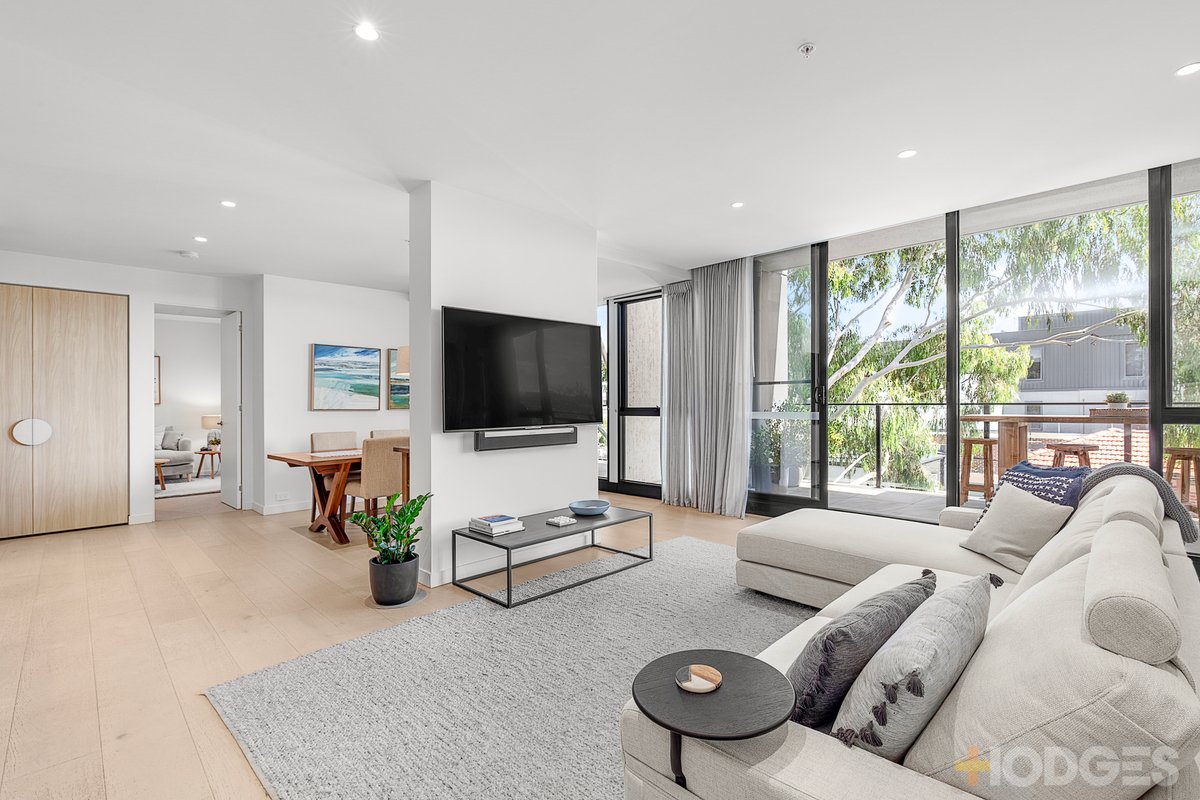 207 / 25 Small Street Hampton - Residential for sale