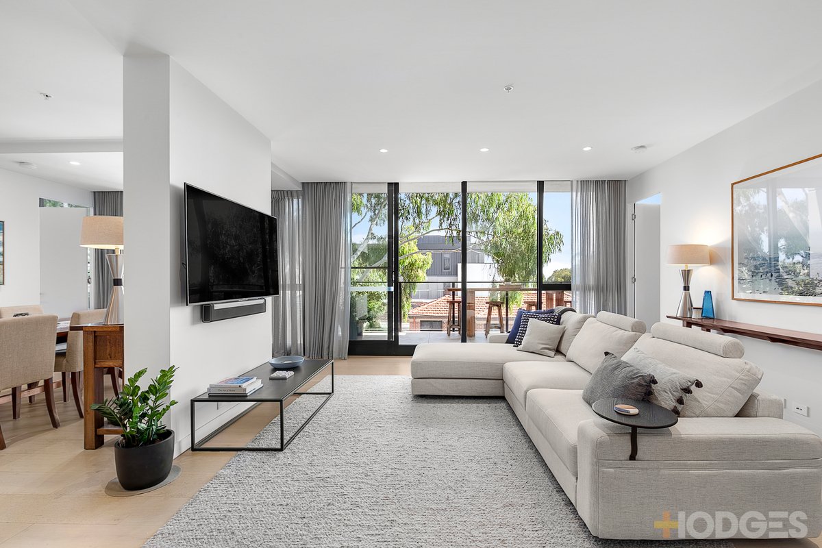 207 / 25 Small Street Hampton - Residential for sale