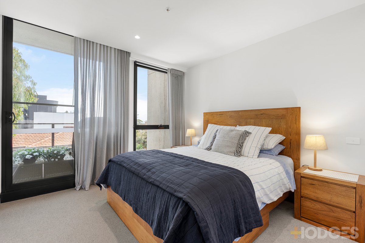207 / 25 Small Street Hampton - Residential for sale
