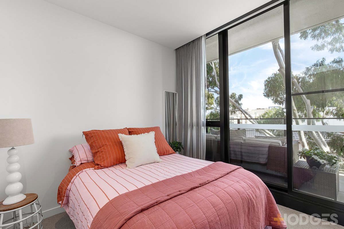207 / 25 Small Street Hampton - Residential for sale